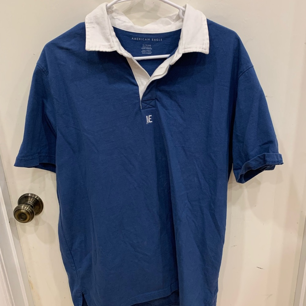 American eagle T-shirt
